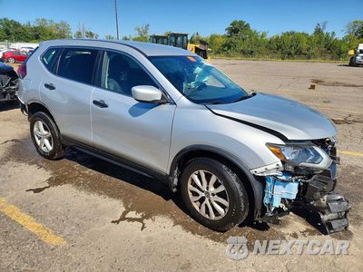 Czwarte zdjęcie samochodu z boku: 2019 NISSAN ROGUE S VIN:5N1AT2MV9KC828672 - miniatura