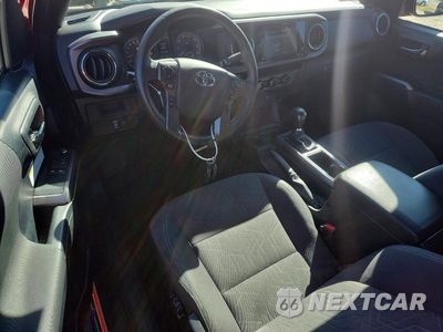 Zdjęcie 8 z 12 samochodu: 2018 TOYOTA TACOMA TRD OFF-ROAD VIN:5TFSZ5AN5JX144755 - miniatura