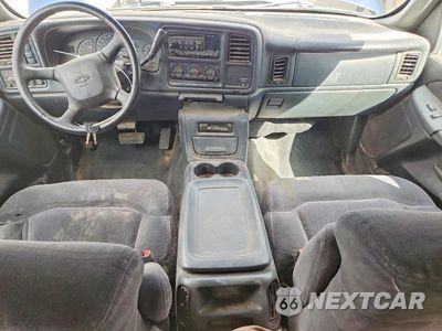 Zdjęcie 8 z 12 samochodu: 2000 CHEVROLET SILVERADO 1500 VIN:2GCEK19T4Y1163494 - miniatura