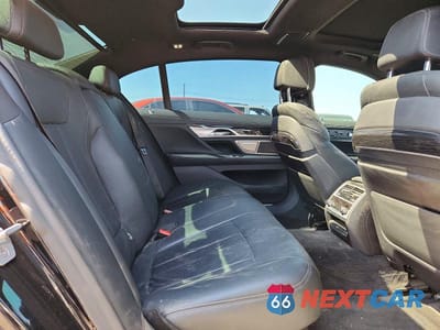 Zdjęcie 10 z 12 samochodu: 2020 BMW 740 I VIN:WBA7T2C04LGL17544 - miniatura