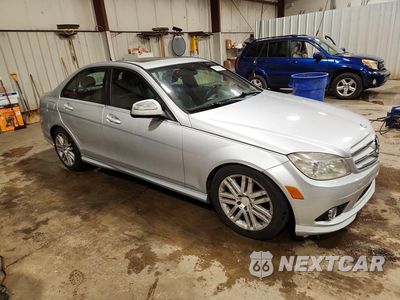 Czwarte zdjęcie samochodu z boku: 2009 MERCEDES-BENZ C 300 VIN:WDDGF54XX9R079905 - miniatura