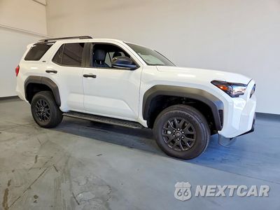 Czwarte zdjęcie samochodu z boku: 2026 TOYOTA 4RUNNER SR5 VIN:JTEVA5BR8T5123592 - miniatura