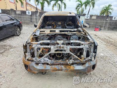 Piąte zdjęcie samochodu w środku: 2017 CHEVROLET SILVERADO K1500 LT VIN:1GCVKREC7HZ177076 - miniatura
