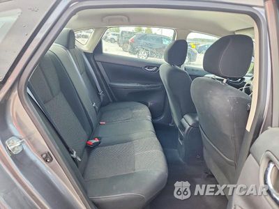 Zdjęcie 10 z 13 samochodu: 2018 NISSAN SENTRA S VIN:3N1AB7AP9JY294818 - miniatura