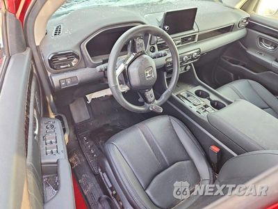 Zdjęcie 8 z 12 samochodu: 2025 HONDA PILOT TOURING VIN:5FNYG1H70SB145775 - miniatura