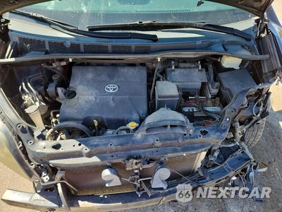 Zdjęcie 12 z 14 samochodu: 2015 TOYOTA SIENNA VIN:5TDXK3DC3FS617753 - miniatura