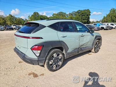 Trzecie zdjęcie samochodu z tyłu: 2025 HYUNDAI KONA SEL VIN:KM8HB3ABXSU249752 - miniatura