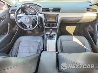 Zdjęcie 8 z 12 samochodu: 2012 VOLKSWAGEN PASSAT SE VIN:1VWBP7A35CC066727 - miniatura