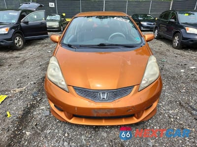 Piąte zdjęcie samochodu w środku: 2009 HONDA FIT SPORT VIN:JHMGE88459S039303 - miniatura