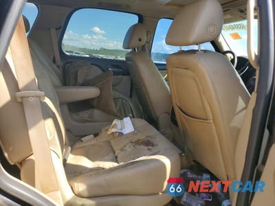 Zdjęcie 11 z 13 samochodu: 2007 GMC YUKON DENALI VIN:1GKFK63807J140826 - miniatura