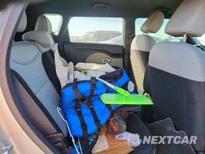 Zdjęcie 11 z 13 samochodu: 2016 KIA SOUL BASE VIN:KNDJN2A22G7824956 - miniatura