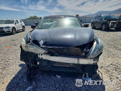 Piąte zdjęcie samochodu w środku: 2016 NISSAN ALTIMA 2.5 SV VIN:1N4AL3AP6GC242170 - miniatura