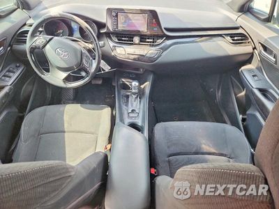 Zdjęcie 8 z 14 samochodu: 2018 TOYOTA C-HR XLE VIN:NMTKHMBX3JR053744 - miniatura