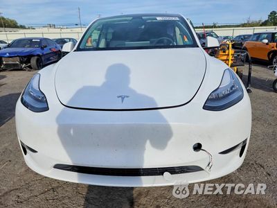 Piąte zdjęcie samochodu w środku: 2023 TESLA MODEL Y VIN:7SAYGDEE1PA111761 - miniatura