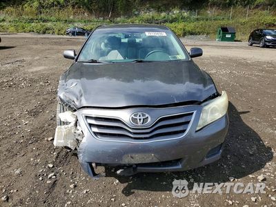 Piąte zdjęcie samochodu w środku: 2010 TOYOTA CAMRY LE VIN:4T4BF3EK7AR056886 - miniatura