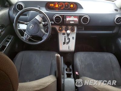 Zdjęcie 8 z 12 samochodu: 2011 SCION XB BASE VIN:JTLZE4FE0B1127965 - miniatura