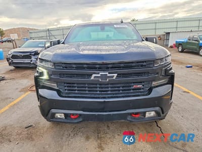 Piąte zdjęcie samochodu w środku: 2022 CHEVROLET SILVERADO LTD K1500 LT TRAIL BOSS VIN:3GCPYFED2NG122898 - miniatura