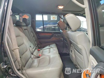 Zdjęcie 11 z 13 samochodu: 2006 LEXUS LX 470 VIN:JTJHT00W764015009 - miniatura