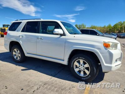 Czwarte zdjęcie samochodu z boku: 2011 TOYOTA 4RUNNER SR5 VIN:JTEBU5JR5B5048781 - miniatura