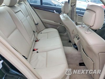 Zdjęcie 10 z 12 samochodu: 2014 MERCEDES-BENZ C 300 4MATIC VIN:WDDGF8AB2EA939265 - miniatura