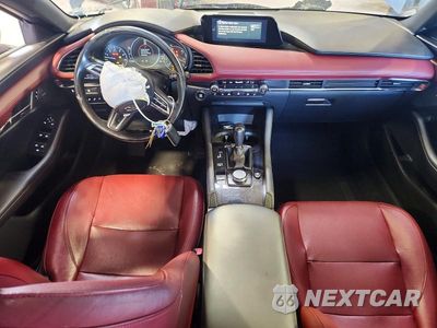 Zdjęcie 8 z 12 samochodu: 2021 MAZDA 3 PREMIUM PLUS VIN:JM1BPBNY1M1312259 - miniatura