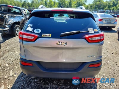 Zdjęcie 6 z 13 samochodu: 2014 JEEP CHEROKEE LATITUDE VIN:1C4PJLCB2EW162839 - miniatura