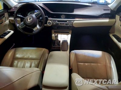 Zdjęcie 8 z 12 samochodu: 2016 LEXUS ES 350 VIN:58ABK1GG1GU021703 - miniatura