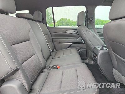 Zdjęcie 11 z 13 samochodu: 2024 CHEVROLET TRAVERSE LS VIN:1GNEREKS1RJ180322 - miniatura