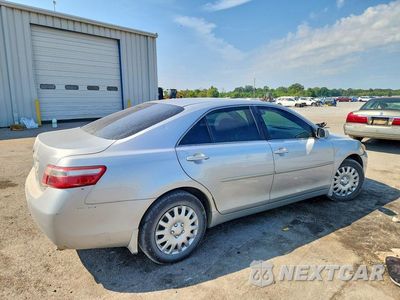 Trzecie zdjęcie samochodu z tyłu: 2007 TOYOTA CAMRY LE V6 VIN:4T1BK46K27U041702 - miniatura