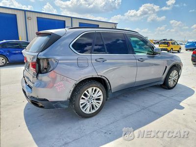 Trzecie zdjęcie samochodu z tyłu: 2015 BMW X5 XDRIVE50I VIN:5UXKR6C51F0J76507 - miniatura