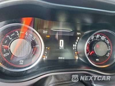 Zdjęcie 9 z 12 samochodu: 2017 DODGE CHALLENGER SXT VIN:2C3CDZAG4HH609122 - miniatura