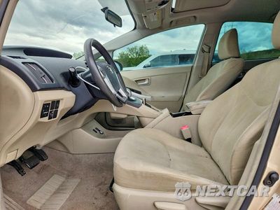 Zdjęcie 7 z 13 samochodu: 2010 TOYOTA PRIUS III VIN:JTDKN3DU9A0085012 - miniatura