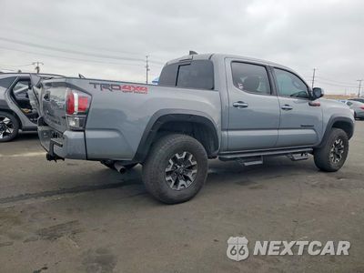 Trzecie zdjęcie samochodu z tyłu: 2021 TOYOTA TACOMA TRD OFF-ROAD VIN:3TMCZ5AN2MM426804 - miniatura