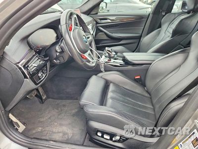Zdjęcie 7 z 12 samochodu: 2023 BMW M5 VIN:WBS83CH04PCL74841 - miniatura