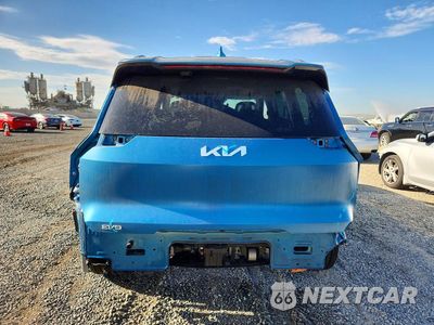 Zdjęcie 6 z 14 samochodu: 2024 KIA EV9 LAND VIN:KNDADFS54R6045487 - miniatura