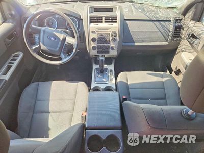 Zdjęcie 8 z 12 samochodu: 2012 FORD ESCAPE XLT VIN:1FMCU9DG0CKB10189 - miniatura