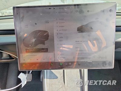 Zdjęcie 9 z 12 samochodu: 2026 TESLA MODEL Y VIN:7SAYGDED0TF621118 - miniatura