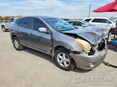 Czwarte zdjęcie samochodu z boku: 2013 NISSAN ROGUE S VIN:JN8AS5MT3DW549327 - miniatura