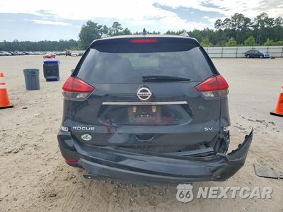 Zdjęcie 6 z 13 samochodu: 2019 NISSAN ROGUE SV VIN:5N1AT2MT4KC760537 - miniatura