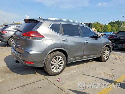 Trzecie zdjęcie samochodu z tyłu: 2018 NISSAN ROGUE SV VIN:KNMAT2MT8JP516904 - miniatura
