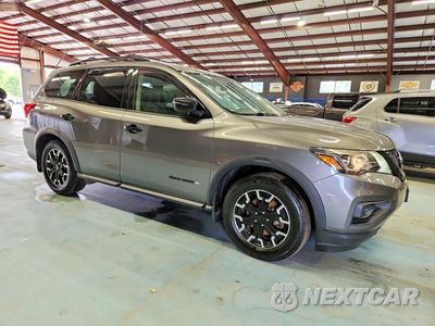 Czwarte zdjęcie samochodu z boku: 2020 NISSAN PATHFINDER SV VIN:5N1DR2BM3LC608581 - miniatura