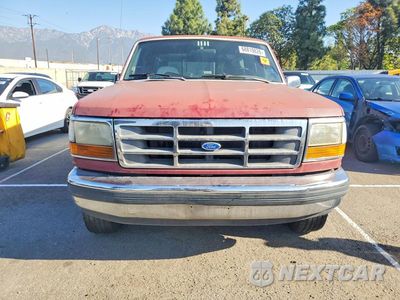 Piąte zdjęcie samochodu w środku: 1992 FORD F150 VIN:1FTEX15H2NKB46000 - miniatura