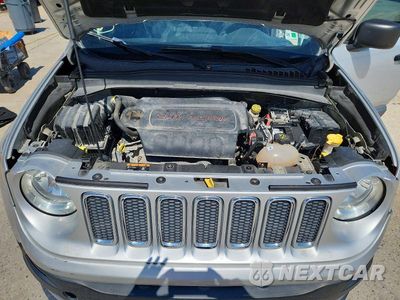 Zdjęcie 12 z 13 samochodu: 2016 JEEP RENEGADE LIMITED VIN:ZACCJBDT4GPD05239 - miniatura