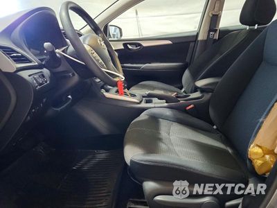 Zdjęcie 7 z 13 samochodu: 2016 NISSAN SENTRA S VIN:3N1AB7APXGY281195 - miniatura