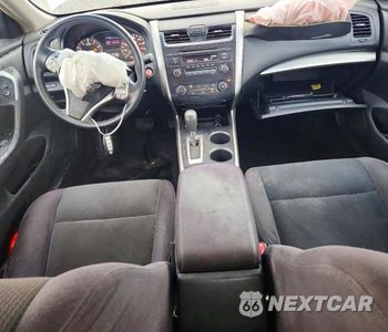 Zdjęcie 8 z 12 samochodu: 2013 NISSAN ALTIMA 2.5 VIN:1N4AL3AP3DC248911 - miniatura