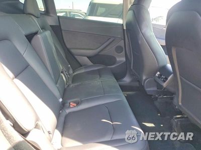 Zdjęcie 10 z 12 samochodu: 2025 TESLA MODEL Y VIN:7SAYGDEEXSF216729 - miniatura