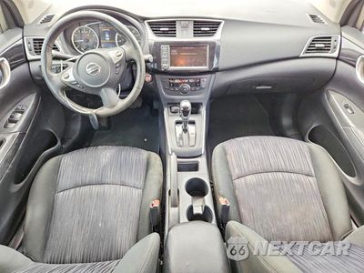 Zdjęcie 8 z 13 samochodu: 2019 NISSAN SENTRA SV VIN:3N1AB7AP4KY294078 - miniatura