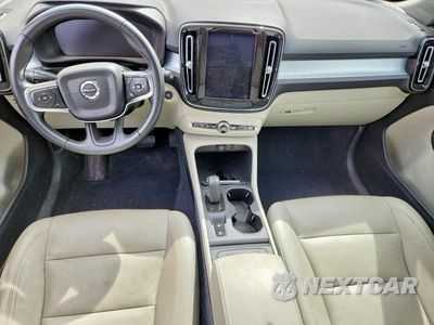 Zdjęcie 8 z 12 samochodu: 2019 VOLVO XC40 T5 MOMENTUM VIN:YV4162UK0K2104423 - miniatura