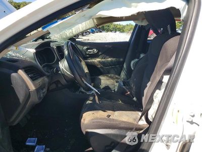 Zdjęcie 7 z 13 samochodu: 2017 JEEP CHEROKEE LATITUDE VIN:1C4PJLCB4HW574166 - miniatura