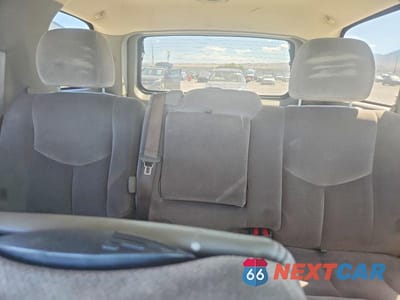 Zdjęcie 10 z 13 samochodu: 2005 GMC YUKON VIN:1GKEK13VX5J153424 - miniatura